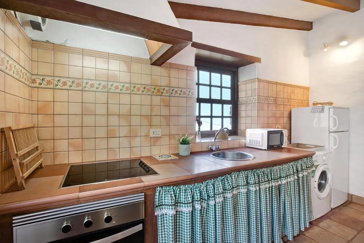 Las Adelfas Valverde  Holiday home